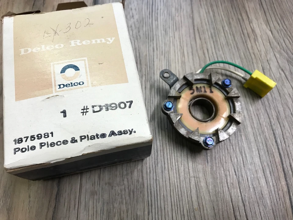 Pontiac Chevrolet Olds 1976-79 como nuevo GM Delco Remy 305 350 pieza de poste dist 1875981 Foto 1 de 1