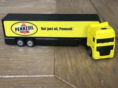 Matchbox Convoy Daf XF95 Space Cab Truck ’Pennzoil’ Asada Rig 1:86 Diecast 2005 - Image 1 of 4