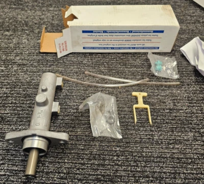 For 2010 Ford Explorer Sport Trac 10-3262 BRAKE MASTER CYLINDER Reman - Image 1 of 4