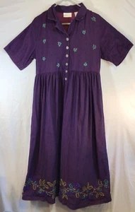 Cabernet women dress purple size Medium denim floral casual embroidered grandma - Picture 1 of 9