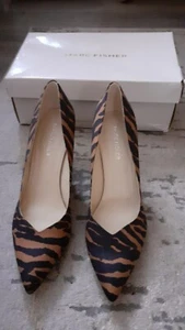 Ladies Marc Fisher Black/Tan Animal Print Court Stiletto Shoes. Size 6.5 Boxed - Picture 1 of 4
