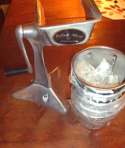 Vintage Salad Maid by FOODCO Stainless Food Processor w/5 Blades - Picture 1 of 11