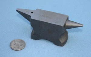 Anvil - Mini Horned Anvil - 4 1/4" Point to Point - Picture 1 of 3