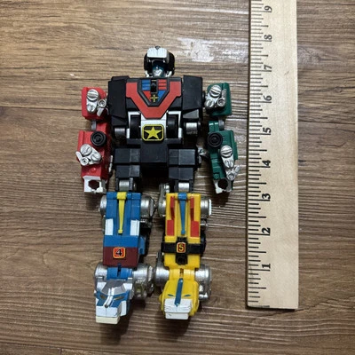 Vintage 1984 Voltron Go-Lion Pull Back Motorized Plastic Lion Force LJN 7 As Is - Image 1 of 4