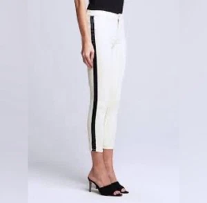 $240 L'AGENCE NWT Margot High Rise Skinny White With Black Stripe Size 27 Jeans - Picture 1 of 11