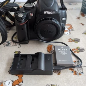 Nikon D5000 Digital SLR Camera Body - Picture 1 of 7