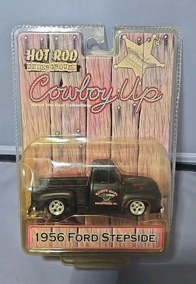 Camión Ford Stepside 1956 Hot Rod Underground Cowboy Up negro oxidado accesorios para clavos Foto 1 de 3