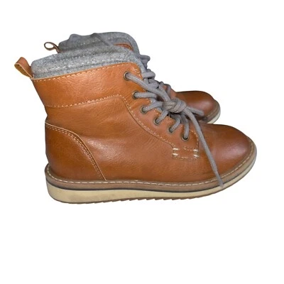 Botas Old Navy Marrón Imitación Cuero Niños Talla 13 Preppy Classiccore Foto 1 de 4