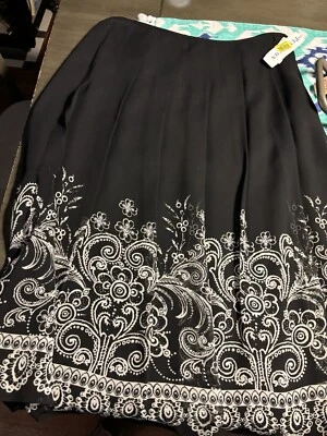 PENDLETON Size 6 Sheer Black Floral Chiffon Pleated Silk Skirt NWT - Image 1 of 4