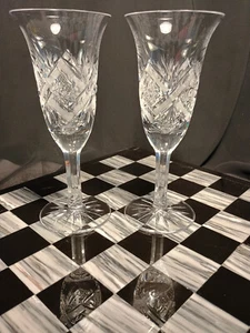 2 Elaborately Cut Fine Crystal Champagne Flutes Wine Glasses (1 Imperfect) - Picture 1 of 8
