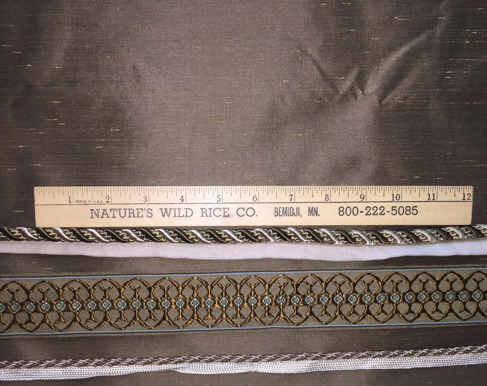 Fabric & Trim Sewing Remnant Brown Flecked Gold Silk Taffeta Ribbon Cord Lot 4 - Image 1 of 2