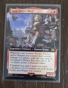 MTG Vaan, Street Thief - Extended Art FOIL Final Fantasy Magic The Gathering - Picture 1 of 2