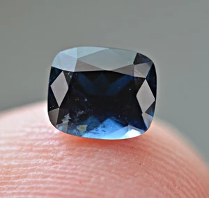 0.74ct Beautiful Best Quality Tourmaline Top Cut Gemstone from Afghanistan - Foto 1 di 7
