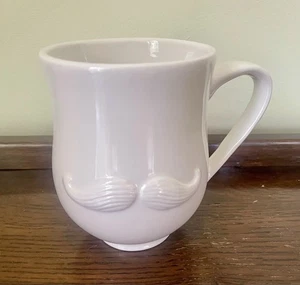 Jonathan Adler MR MRS MUSE MUG Tasse geformter Lippenschnurrbart weiß Porzellan (b) - Bild 1 von 6