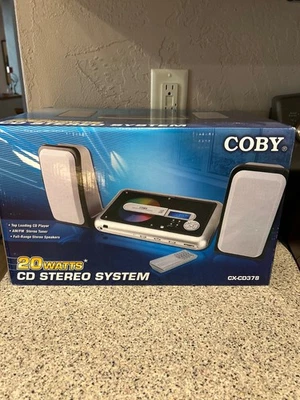 SISTEMA ESTÉREO DOMÉSTICO CD COBY CX-CD378 con AM/FM SINTONIZADO NUEVO EN CAJA Foto 1 de 3