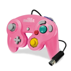 Old Skool Dual Analog Controller for Nintendo Game Cube & Wii - Mascot Pink - Picture 1 of 4
