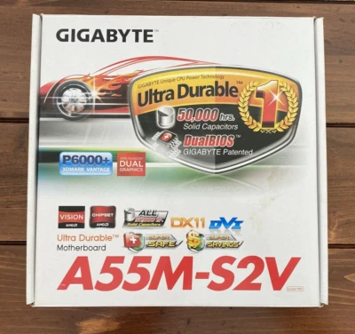 GIGABYTE Ultra Durable Motherboard GA-A55M-S2V (rev. 1.0) Socket FM1 NEW - Image 1 of 4
