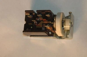 79 1965 interruptor Headlite Mustang Fairlane Ford varios modelos nuevo - Imagen 1 de 1