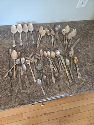 Hige Lote De Todo Tipo De Cubiertos Plateado Impresionante Lote Foto 1 de 4