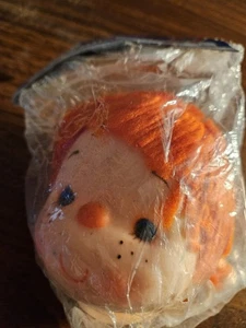 Vintage Westcraft Puppe Kopf und Hände 4" Mitzi mit Garn orange Haare - Bild 1 von 2