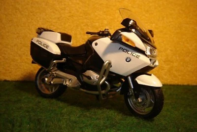 1:18 BMW R 1200 RT Polizei Amerika Schwarz 2012 WELLY 02877 - Bild 1 von 2