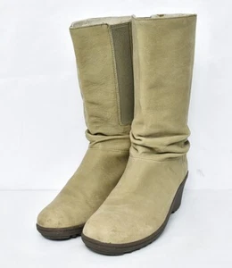 KEEN Womens Taupe Akita Leather Pull On Mid Calf Slouch Wedge Heel Boots Sz 9 - Picture 1 of 9