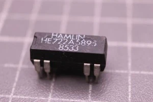 5 Stück Relais Nr.939 Hamlin HE722A5895 24V 2 Schließer mit Diode 2150 Ohm - Bild 1 von 1