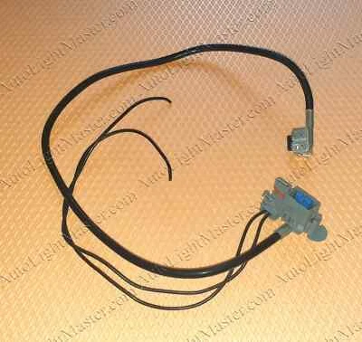 wire connector for Hella 5DV00900000 xenon ballast - Image 1 of 2