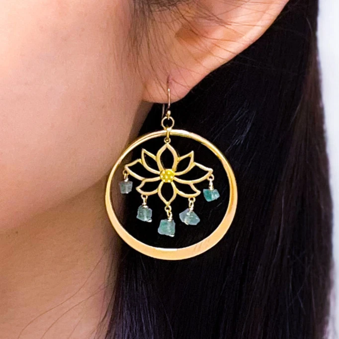 Pendientes aro oro loto aguamarina, oro 14k relleno o plata de ley Foto 1 de 4