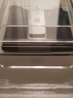 apple ipod shuffle 3 generation - 2GB silber komplett in OVP - Bild 1 von 4