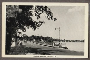 MINOCQUA VINTAGE AÑOS 30-40, WI. FOTO POSTAL REAL ~ EE. UU. Puente Highway 51 - Imagen 1 de 2