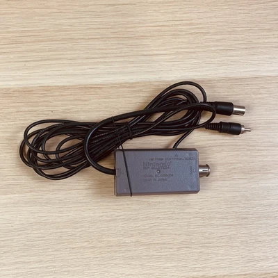 Cavo Antenna - SWITCH RF per Nintendo NES - ORIGINALE TESTATO FUNZIONANTE - Immagine 1 di 4