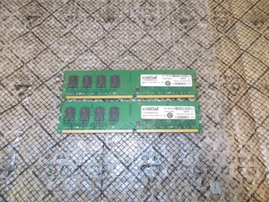 4GB (2GBx2) Crucial PC2-6400 800mhz Non-ECC DDR2 Ram CT25664AA800.M16FJ2 - Picture 1 of 1