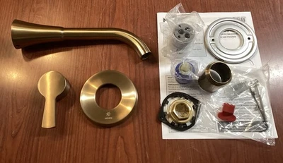NUEVO Moen WT430BZG Jase Montaje en Pared Bañera Relleno Borde Bronce Dorado con Cartucho B168 Foto 1 de 4