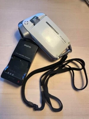SANYO Waterproof Digital Movie Camera Xacti  Zacti  DMX-CA8 White USED - Image 1 of 4