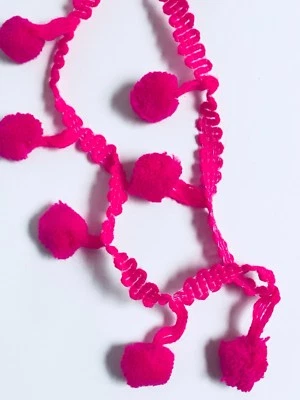 ATTRACTIVE INDIAN CERISE POM POM BALL TASSLE BOBBLE BRAIDLACE TRIM -One MTR - Image 1 of 4