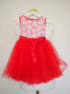 Size 2 Girl's "Origami" Gorgeous Red Dress. Great Condition. Bargain Price. - Picture 1 of 5