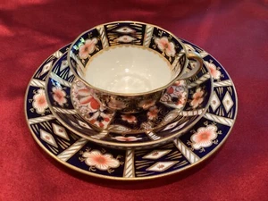Royal Crown Derby Imari Tea Cup, Saucer & Luncheon Under Plate~ Excellent - Picture 1 of 16