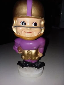 ORIGINAL Fußball Wackelkopf Nicken TOES UP LSU-WASH ST. NEAR MINT MADE IN JAPAN - Bild 1 von 2