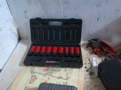 Mac Tools 11-PC. Wheel-Protecting Impact Lug Nut Socket Set - 6-PT. SVPT116B - Image 1 of 2