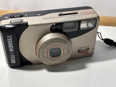 Camera Point Shoot Film Bell Howell 38mm p1050 Vintage 1980sW Case Small TurnsOn - Image 1 of 4