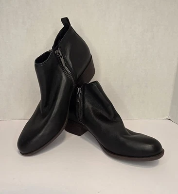 Botines al tobillo Lucky Brand para mujer con cremallera lateral talla 8,5 cuero negro suave EXCELENTE  Foto 1 de 4