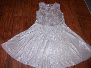 Tommy Hilfiger girls dress size S small 7 MINT cond SILVER - Picture 1 of 5