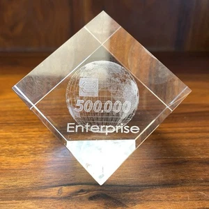 Enterprise Car Rental Cube Glass Desk Paper Weight With Etched World 500,000 - Picture 1 of 8