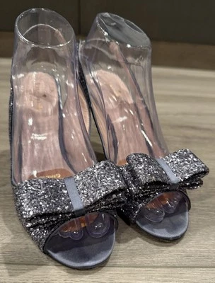 KATE SPADE 8 B/M Black/Silver Glitter Strappy Bow Heels Shoes Sandals Italy - Image 1 of 4
