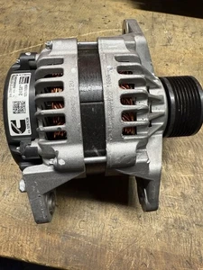 Delco Remy 8600499 Alternator New Free Shipping - Picture 1 of 3