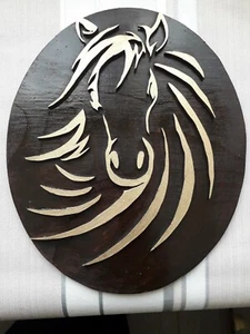 decorative wall plaque of a horses head handmade and made from wood painted gold - Picture 1 of 2