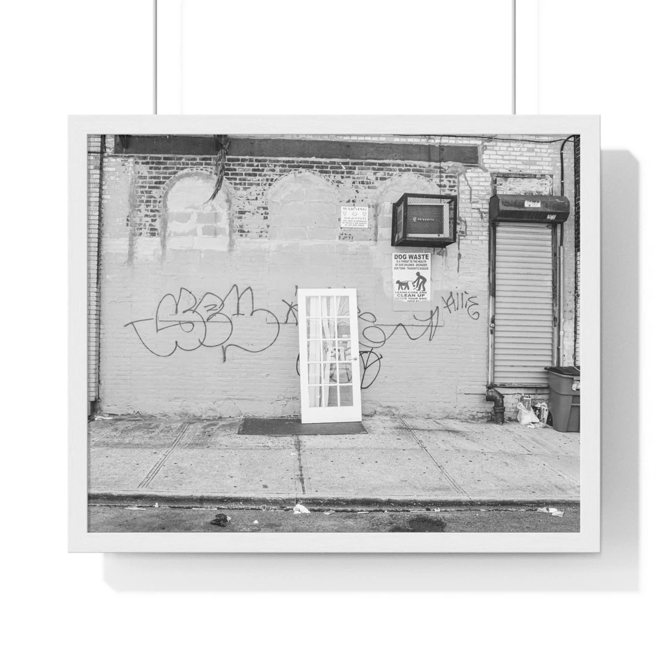 Impresión de fotografía urbana de pared de graffiti | Decoración de arte callejero en blanco y negro | 20x16 Foto 1 de 1
