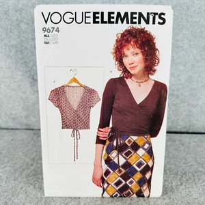 Blusa Vogue 9674 Top Envolvente Cuello en V Misses Talla XS XL 6 22 Patrón de Costura - Imagen 1 de 5
