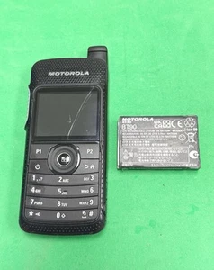 *DZIAŁA CZYTAJ WIĘCEJ* Motorola MOTOTRBO SL7590E 896-941 Mhz Radi AAH81WCN9TB2AN - Zdjęcie 1 z 9